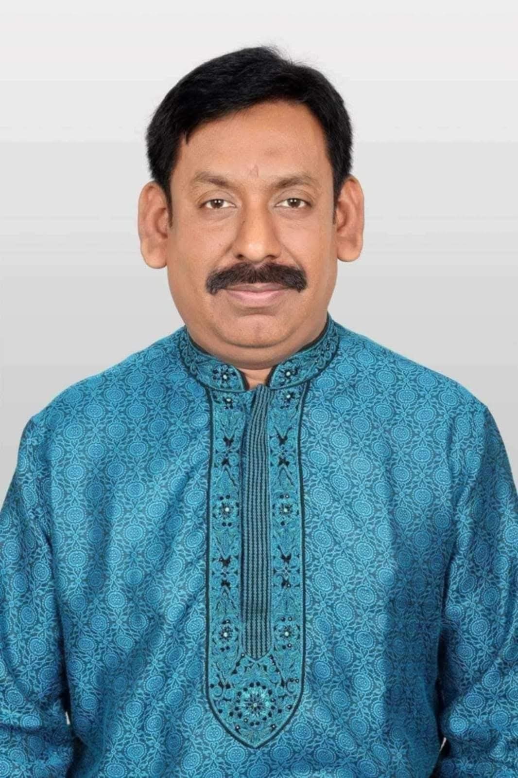 কবিতাঃ ভয় নেই তার