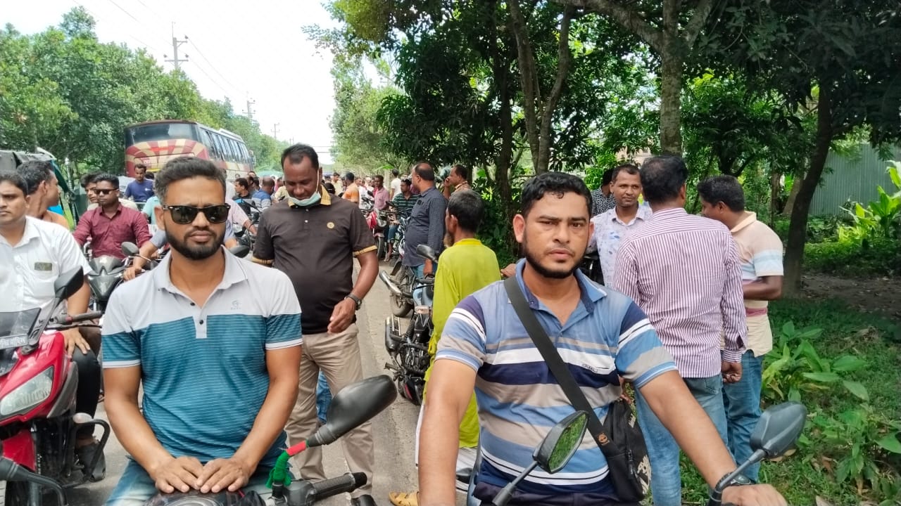 ২৩ বছর পর হোসেনপুরে বিএনপির সম্মেলন ‎সভাপতি প্রার্থীর বিশাল মোটরসাইকেল শোডাউন