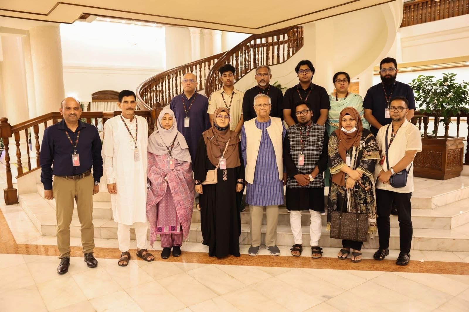 মাইলস্টোনের তিন শিক্ষক মানবতা ও সাহসিকতার প্রতীক: প্রধান উপদেষ্টা