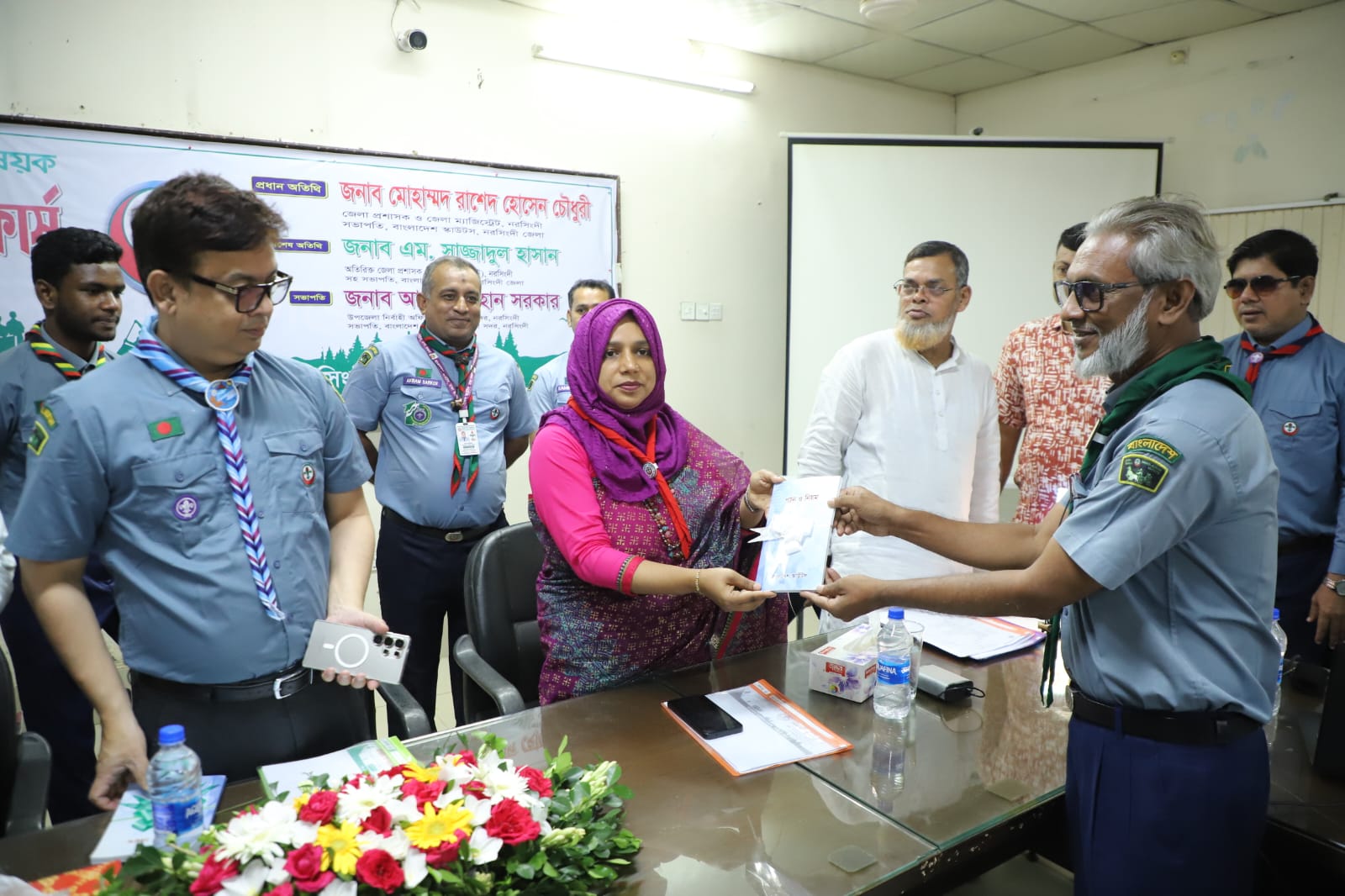 শিক্ষার্থীদের সুনাগরিক হিসেবে গড়ে তুলতে স্কাউটের কোনো বিকল্প নেই- জেলা প্রশাসক মোহাম্মদ রাশেদ হোসেন চৌধুরী