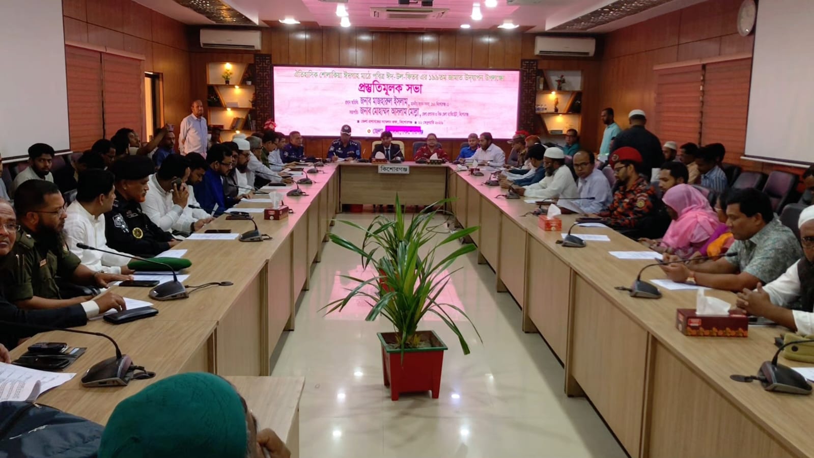 শোলাকিয়া ঈদগাহে ১৯৯তম ঈদুল ফিতরের জামাতের প্রস্তুতি সভায় সিদ্ধান্ত জামায়াত হবে সকাল ১০টায়