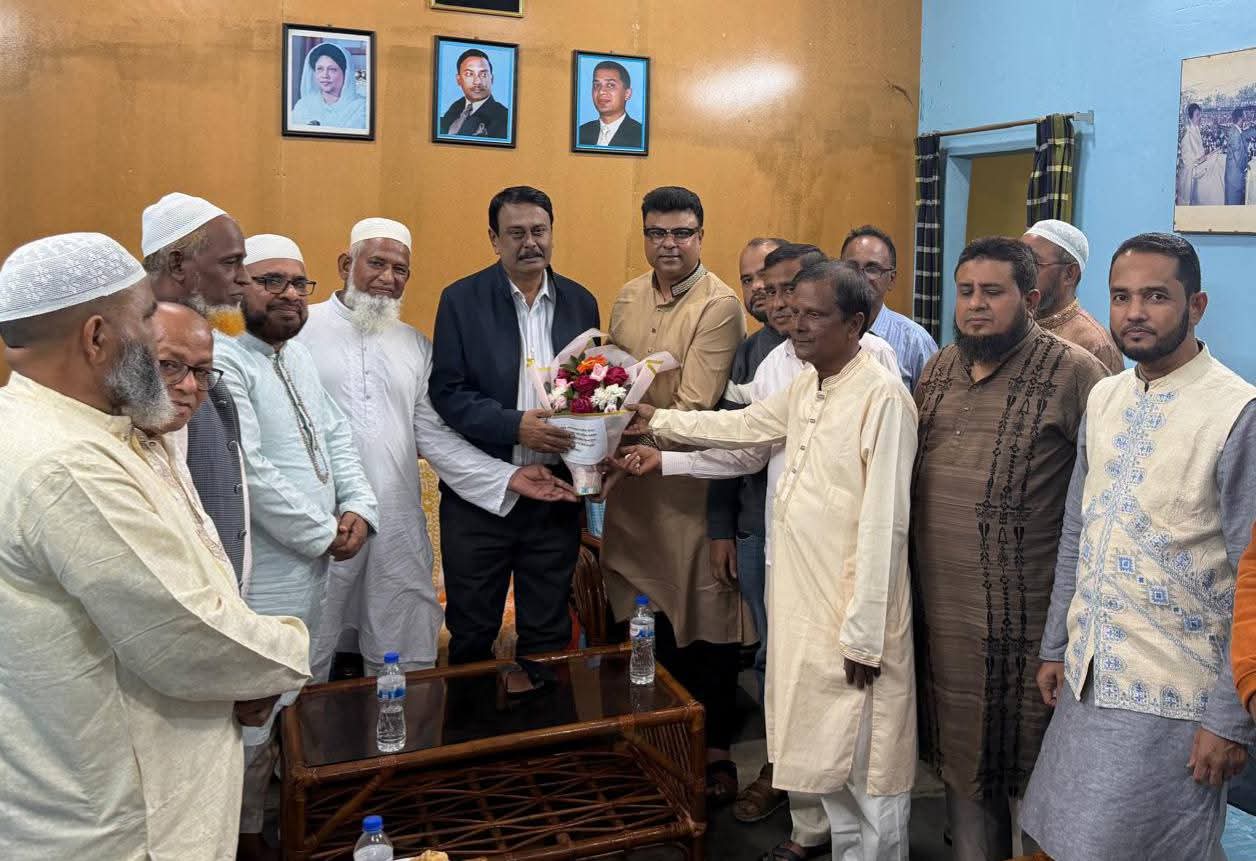 সুনামগঞ্জ ৫ আসনের নবনির্বাচিত এমপি কলিম উদ্দিন মিলনের সঙ্গে ছাতক লাইমস্টোন ব্যবসায়ীদের সৌজন্য সাক্ষাৎ