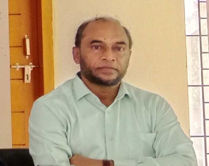 সিংগাইর উপজেলা প্রকৌশলী বদলী হলেও ছাড়ছেন না চেয়ার, উন্নয়ন কাজ ব্যাহত