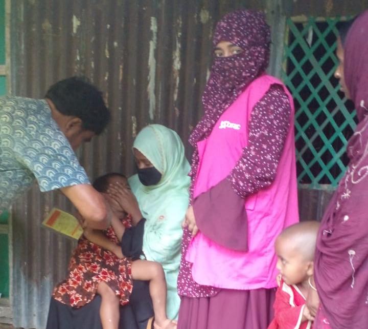 ধর্মপাশায় হাম টিকাদানে ব্রাকের সহযোগিতা